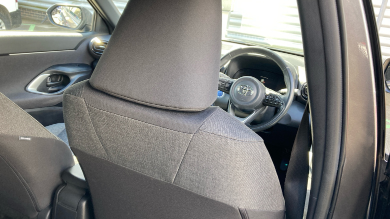 Toyota Yaris Cross 1.5 Hybrid Design 5dr CVT Hybrid Estate